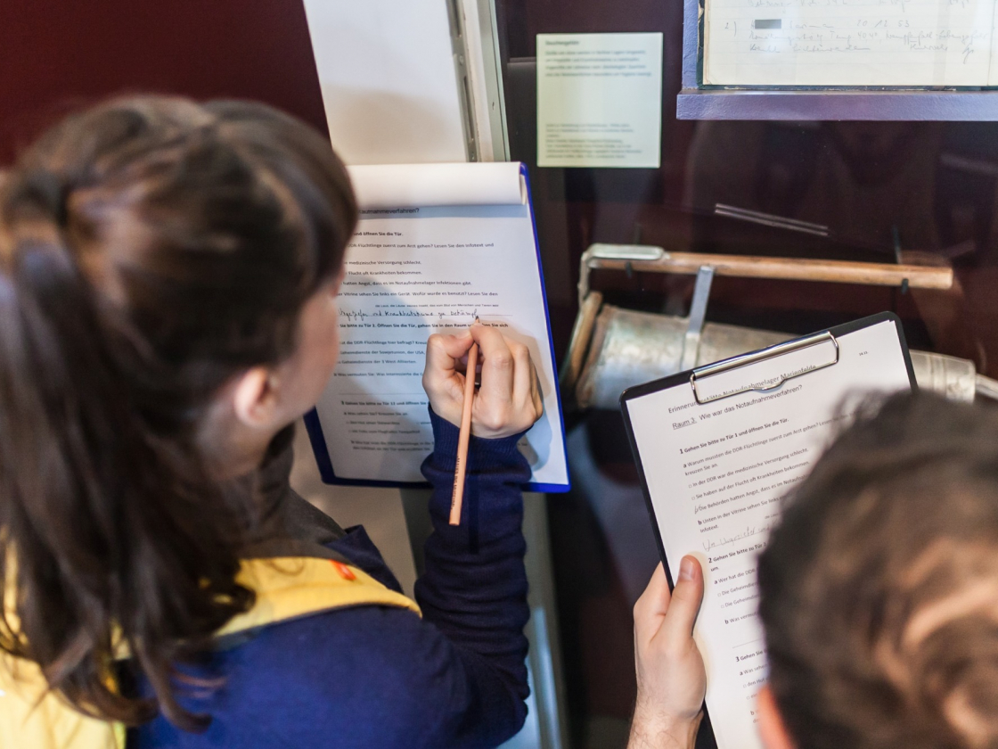 Kinder in der Ausstellung