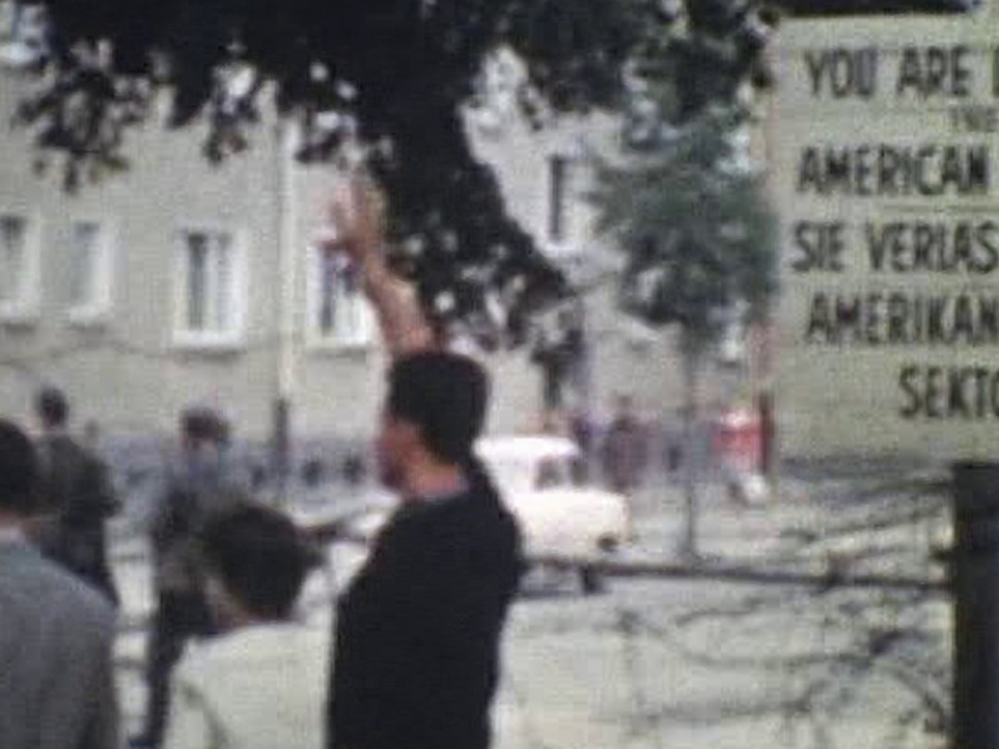 Screenshot aus dem historischen Filmmaterial