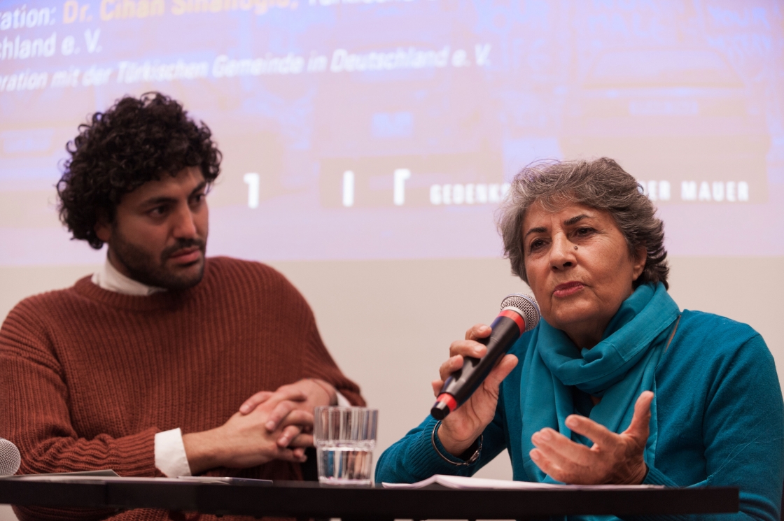 Podiumsgespräch mit zwei Personen